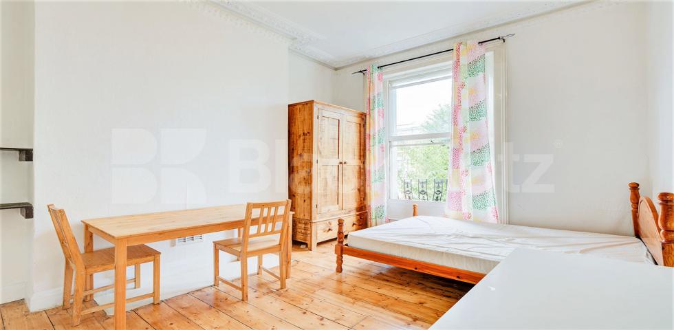 Stunning Sharers Apartment Fawcett Street, Chelsea